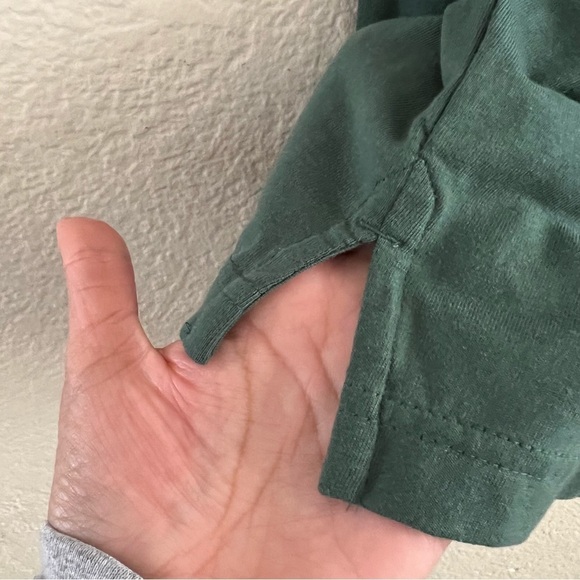 Henley long sleeve Size Medium NEW - Picture 3 of 6